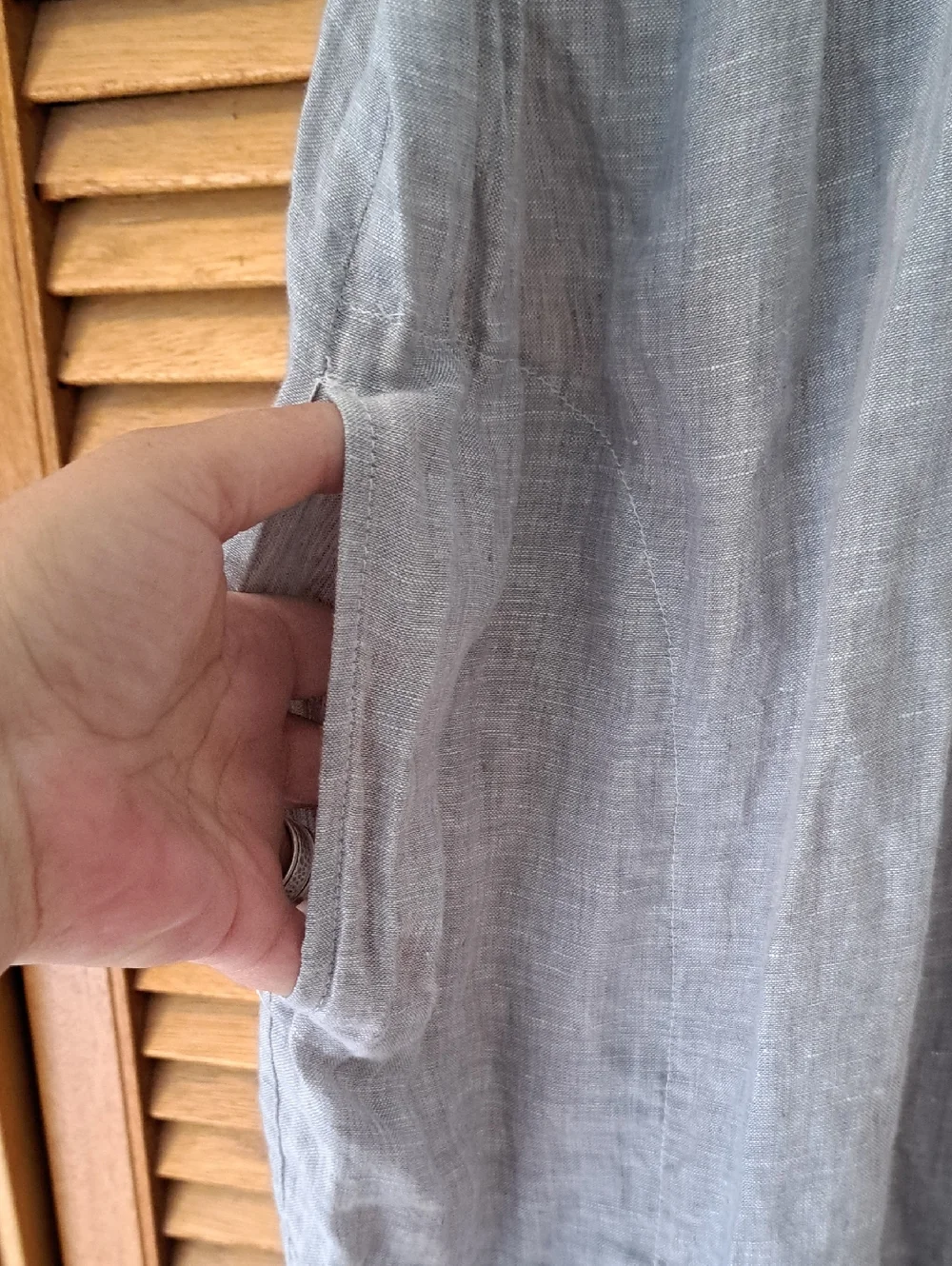 ARTEMESIA LINEN Light Gray V-Neck Midi Dress Size M - Picture 3 of 4